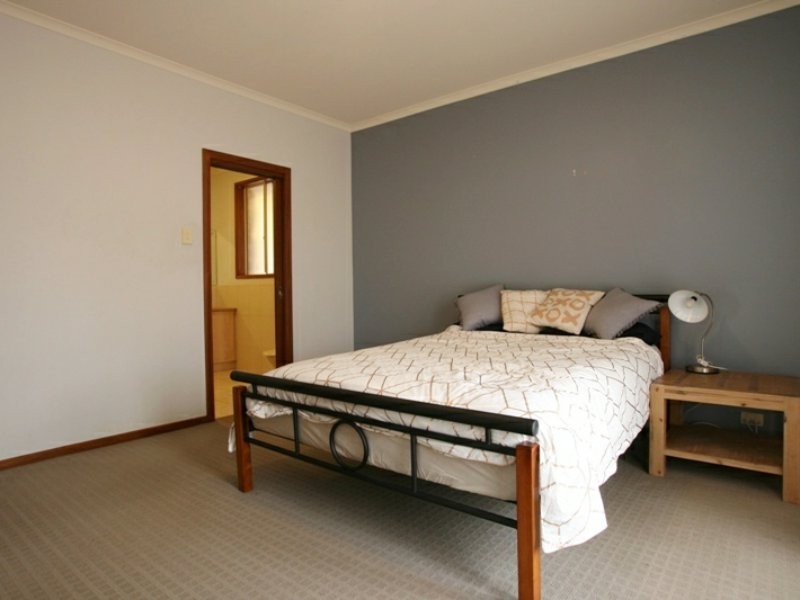 2 Warmington Road, Kadina SA 5554