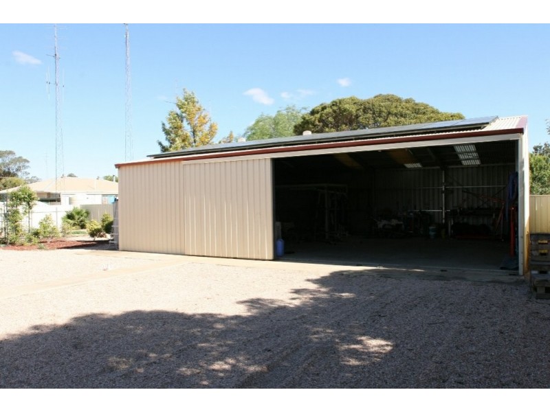 2 Warmington Road, Kadina SA 5554