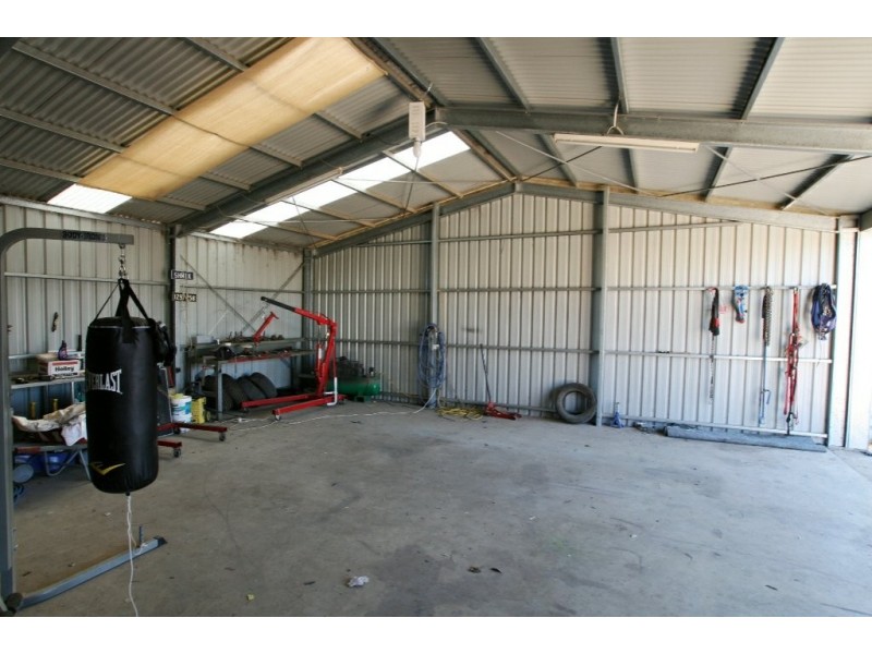 2 Warmington Road, Kadina SA 5554