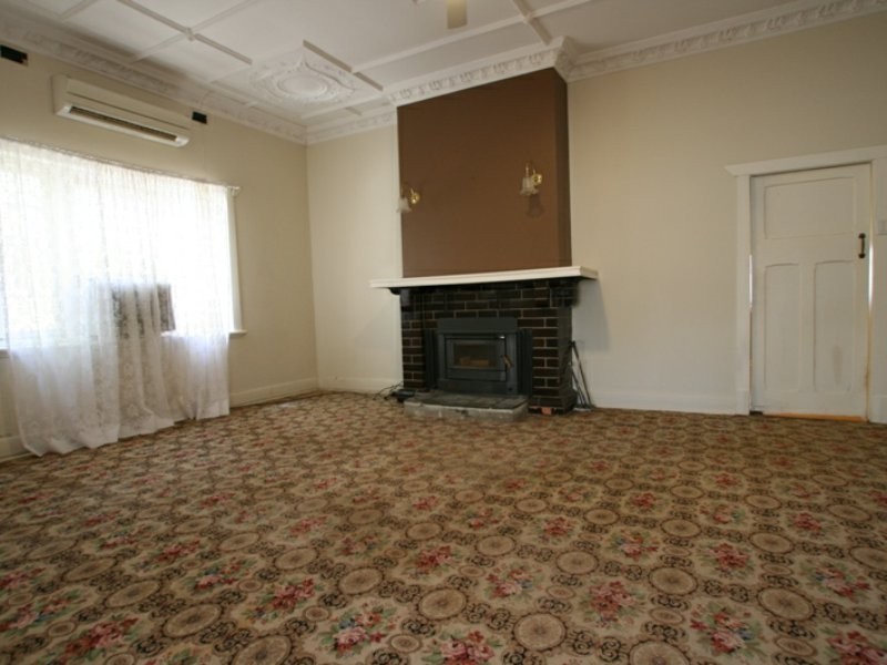 31 Railway Terrace, Kadina SA 5554