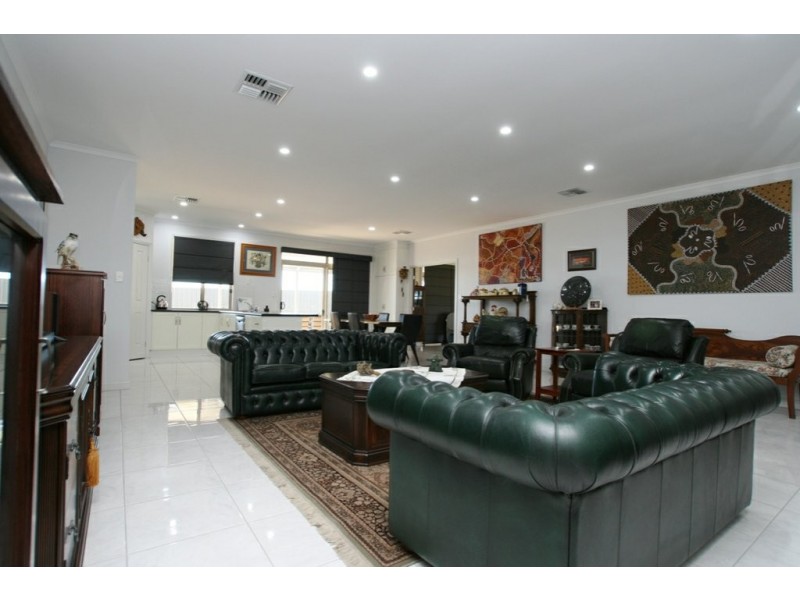 16 George Street, Bute SA 5560