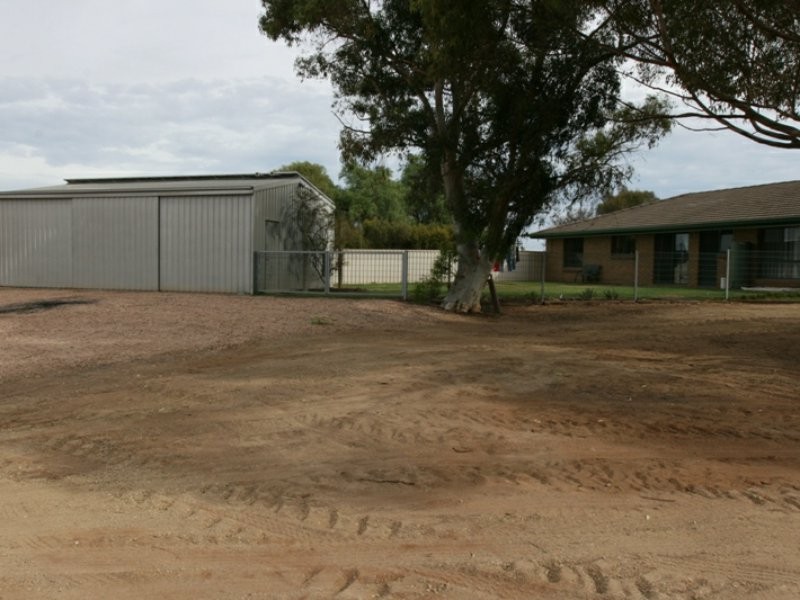 61 Barunga Gap Road, Bute SA 5560