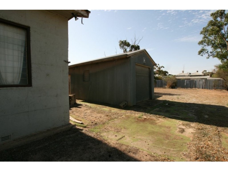 22 High Street East, Snowtown SA 5520