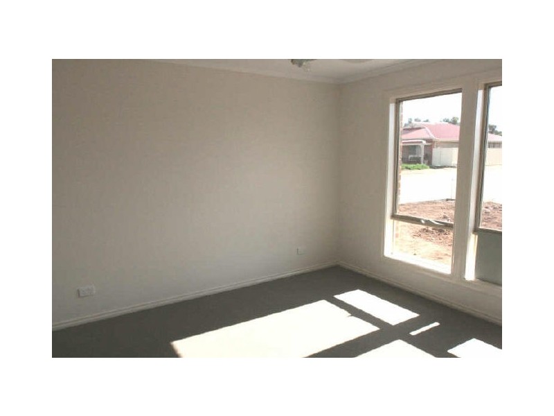 Unit 3/36-38 John Olsen Drive, Kadina SA 5554