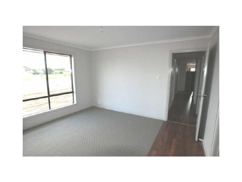 Unit 3/36-38 John Olsen Drive, Kadina SA 5554