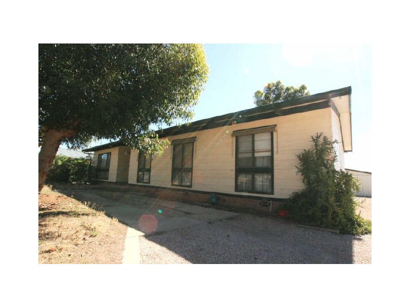 16 Drain Road, Kadina SA 5554