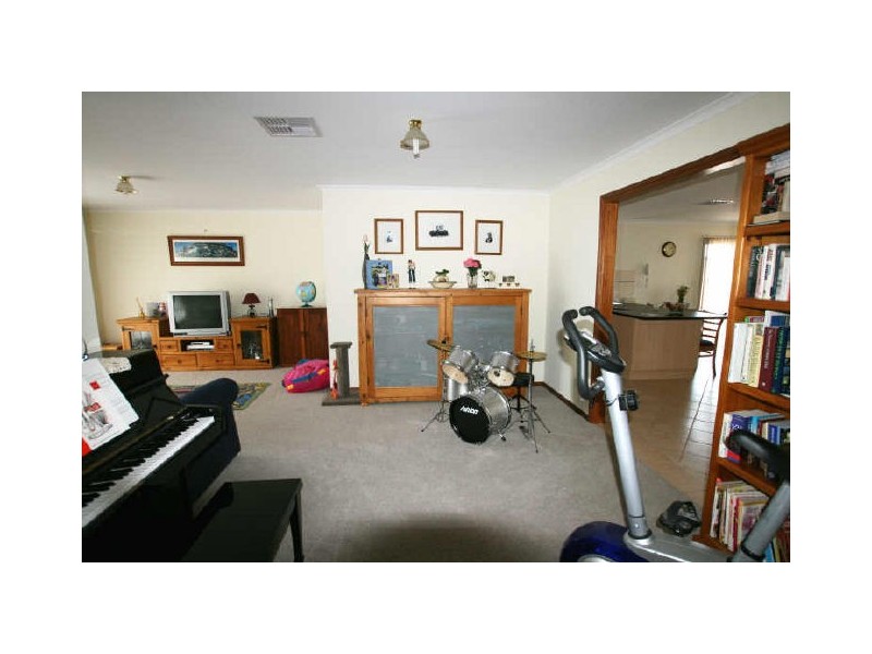 30 George Street, Kadina SA 5554