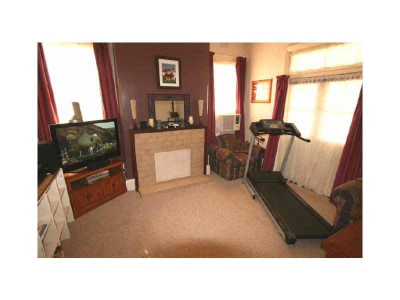 172 Railway Terrace, Paskeville SA 5552