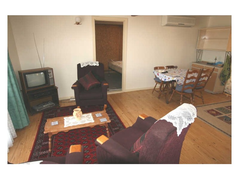 17 High Street, Tickera SA 5555