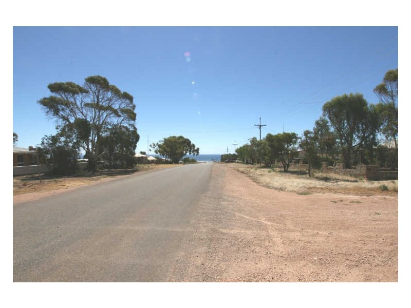 17 High Street, Tickera SA 5555
