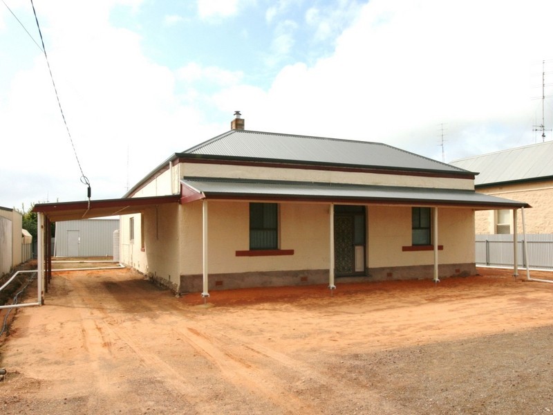 24 Goyder Street, Kadina SA 5554