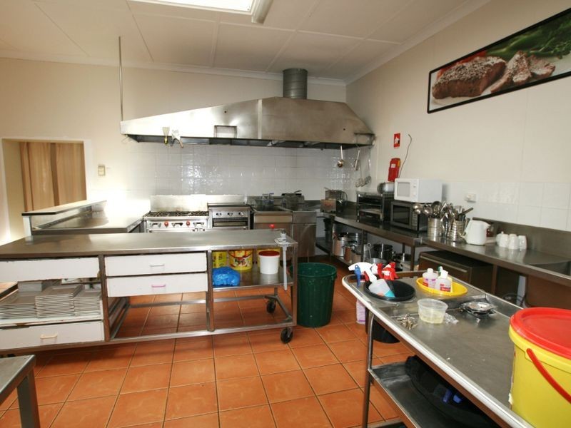 34 Railway Tce East, Snowtown SA 5520