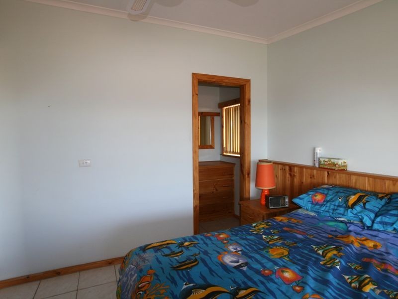 60 Whiting Road, Port Broughton SA 5522