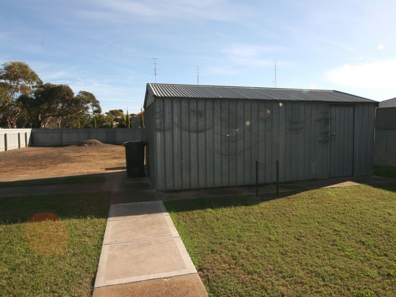 1 Railway Terrace, Bute SA 5560