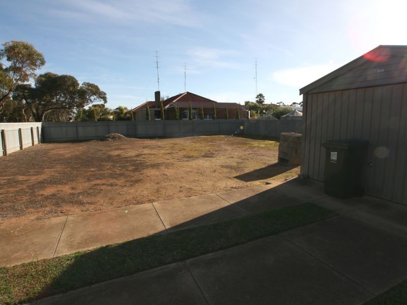 1 Railway Terrace, Bute SA 5560