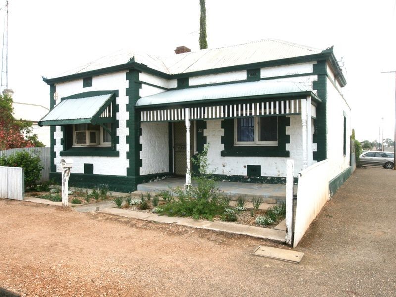 22 Hallett Street, Kadina SA 5554