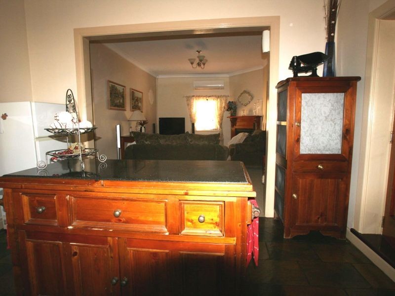 11 West Terrace, Kadina SA 5554