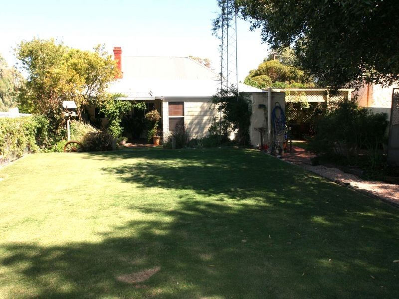 11 West Terrace, Kadina SA 5554
