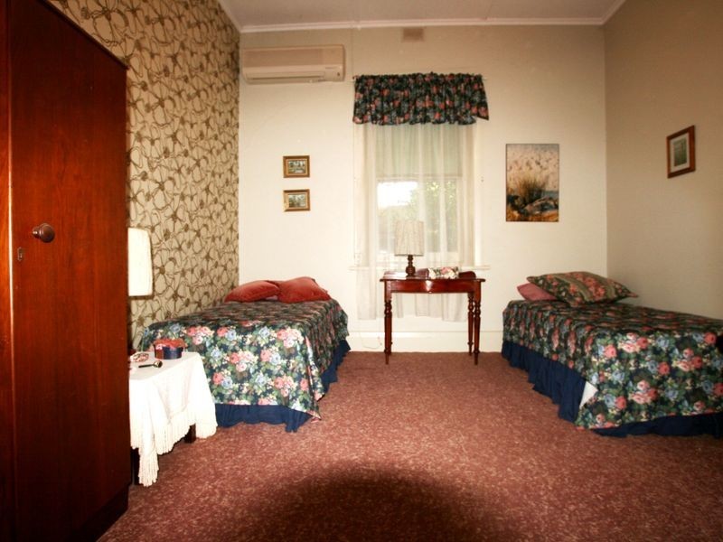 51 Railway Terrace, Kadina SA 5554