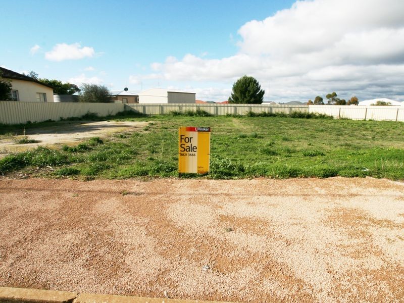 27/ Fourth Street, Kadina SA 5554