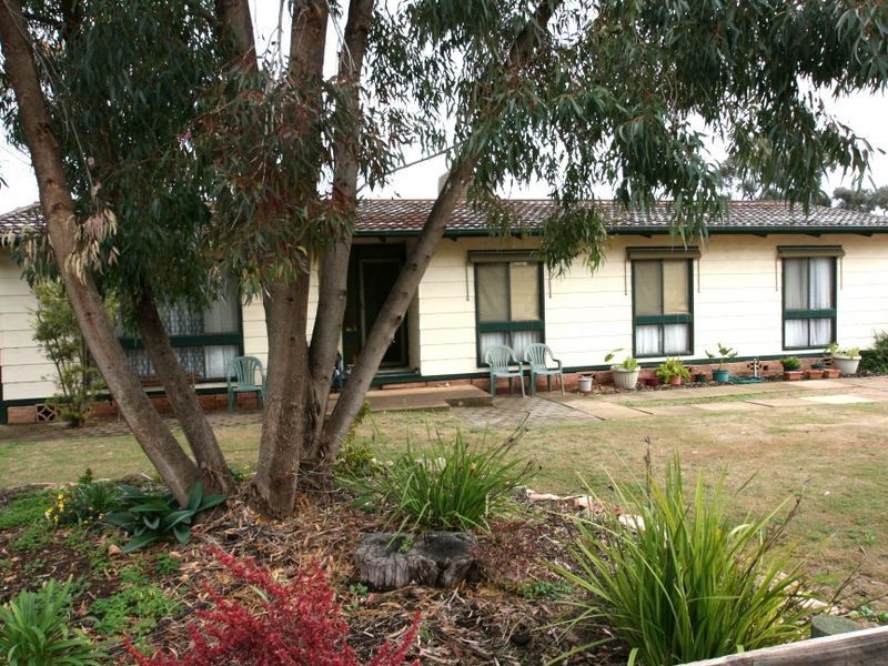 16 Drain Road, Kadina SA 5554