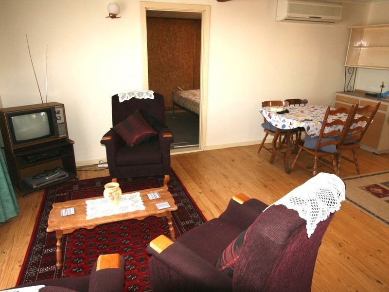 17 High Street, Tickera SA 5555