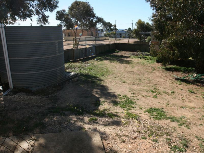 17 High Street, Tickera SA 5555