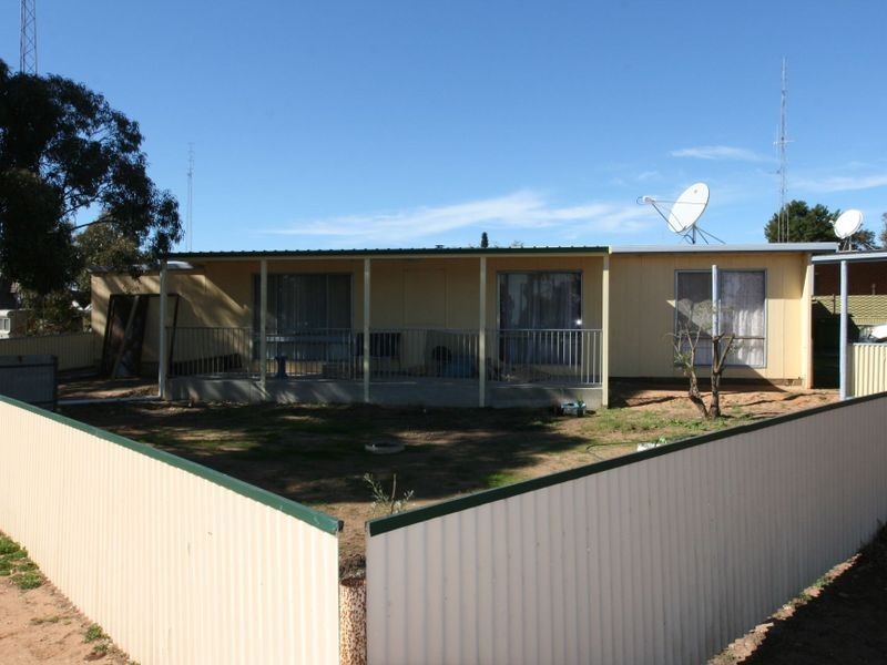 17 High Street, Tickera SA 5555