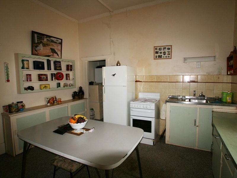 31 Railway Terrace, Kadina SA 5554