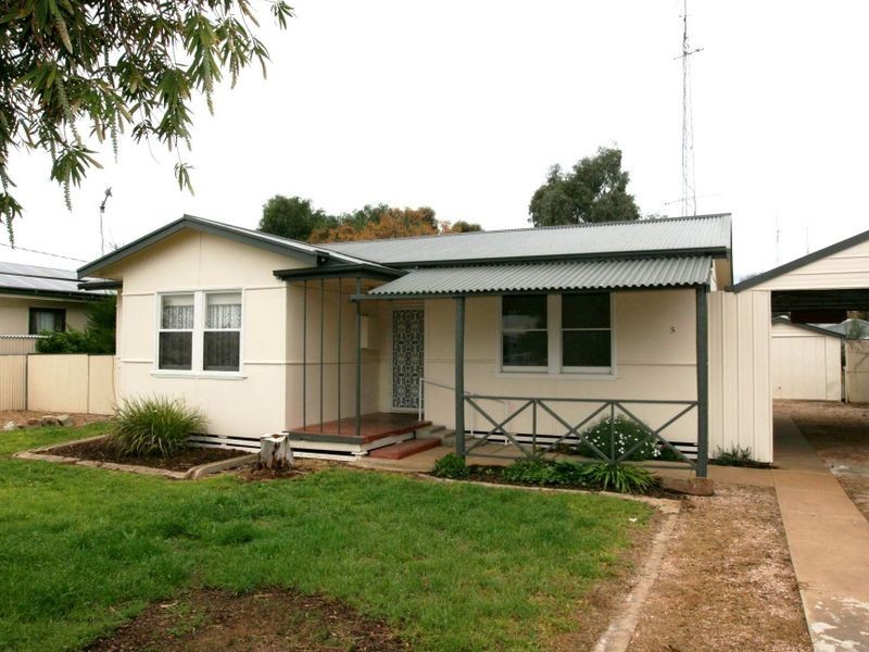 5 Cornwall Street, Kadina SA 5554