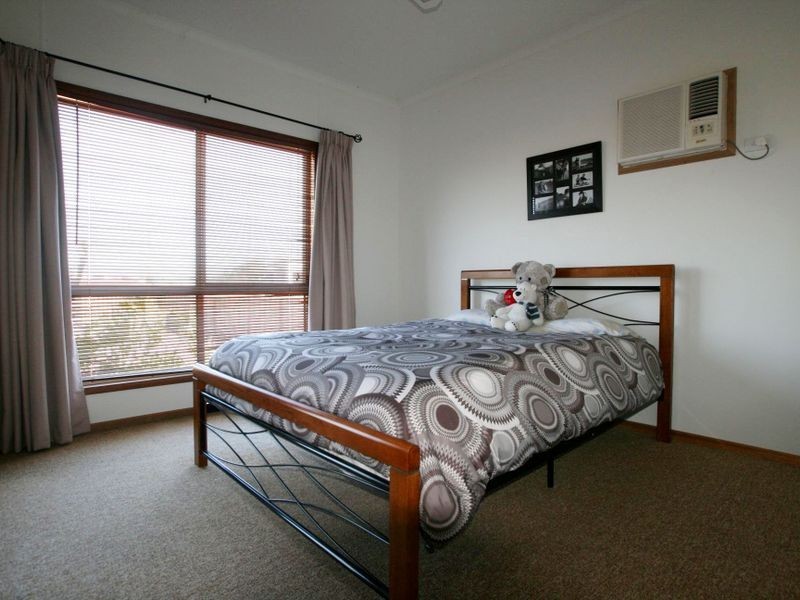 5 Stephen Crescent, Tickera SA 5555