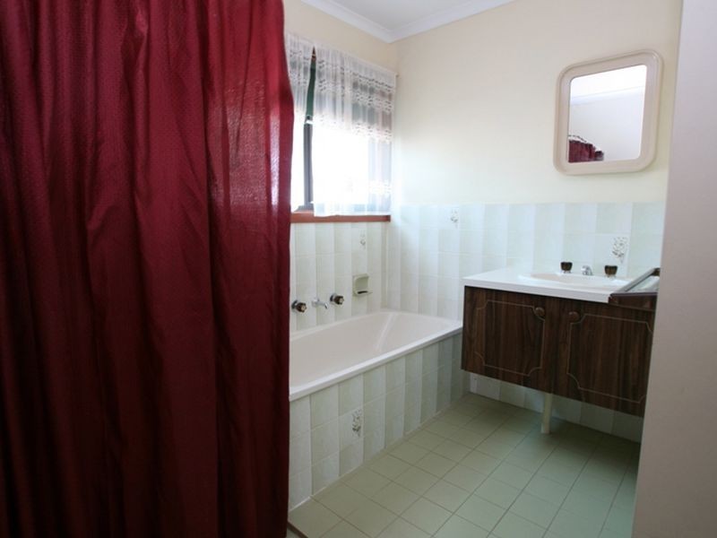 16 Julia Terrace, Kadina SA 5554