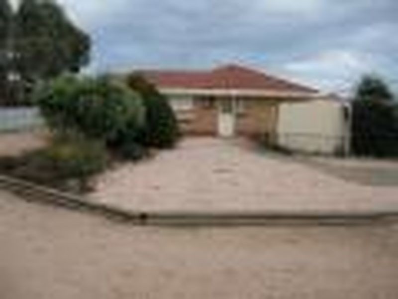 13 Moyle Street, Kadina SA 5554