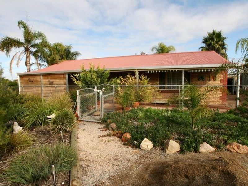 32 Drain Road, Kadina SA 5554