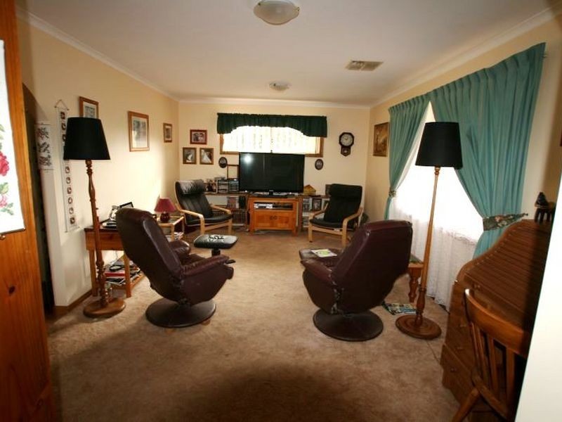 32 Drain Road, Kadina SA 5554