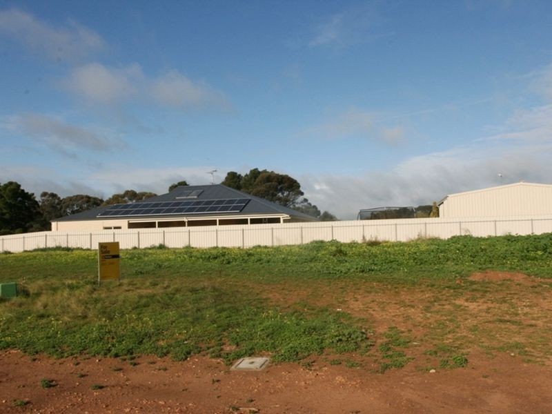 4 Hallam Crescent, Kadina SA 5554