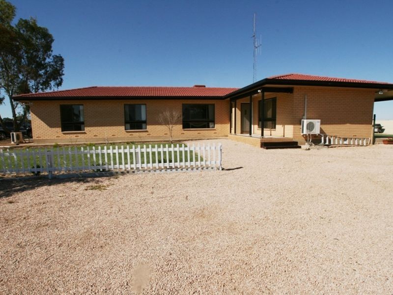 298 Port Broughton Road, Kadina SA 5554