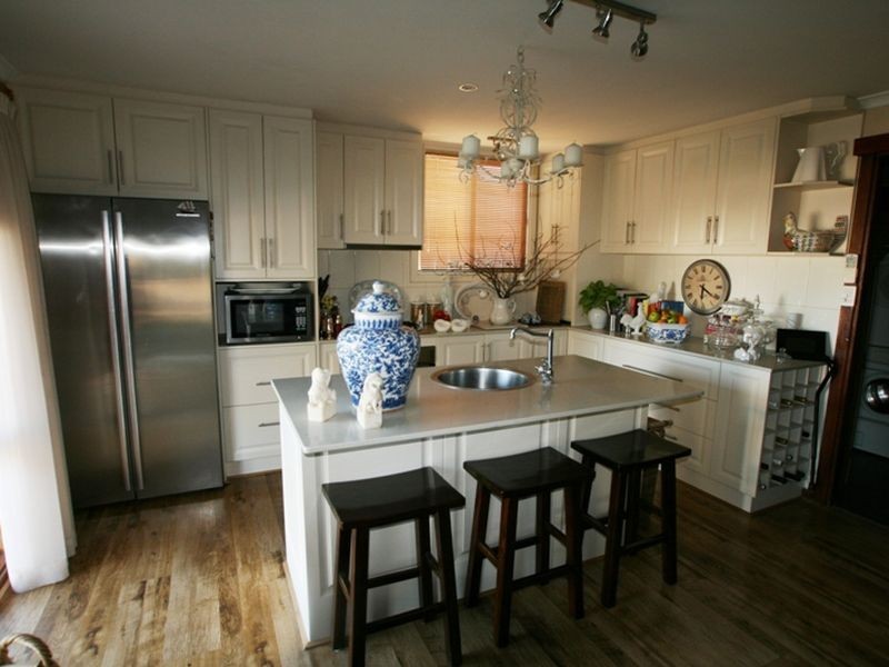 25 Yelta Street, Port Clinton SA 5570