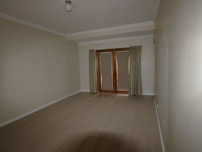 15 Cornwall Street, Kadina SA 5554