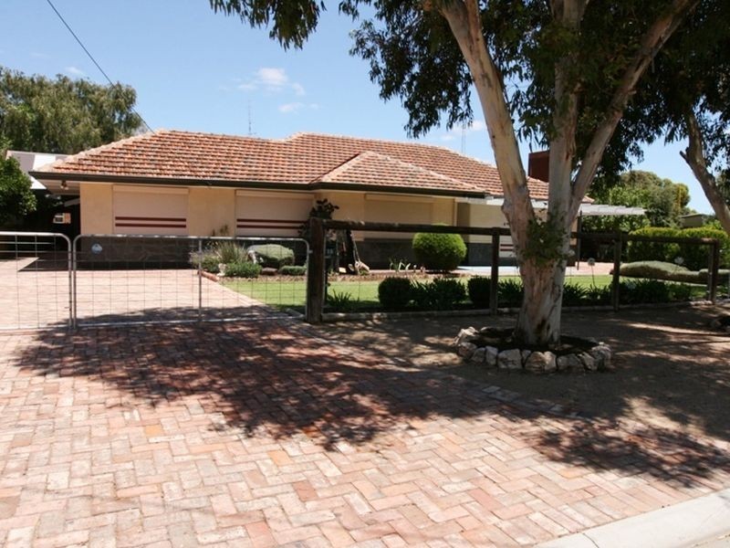 15 Cornwall Street, Kadina SA 5554