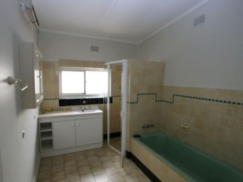 16 Lawrence Street, Kadina SA 5554