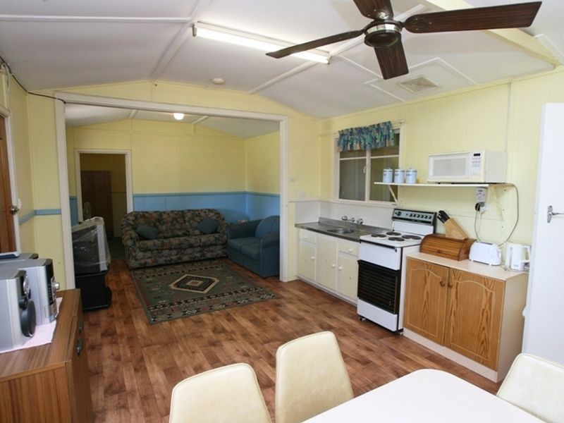 6 Clayton Drive, North Beach SA 5556