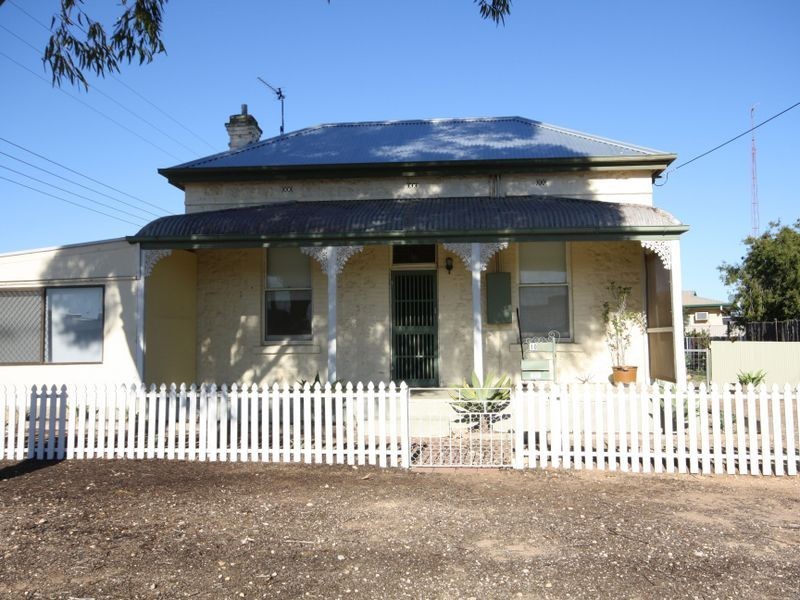 10 Cornish Terrace, Wallaroo SA 5556