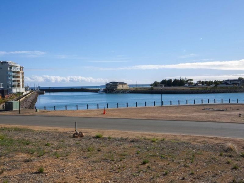 2 Inverness Way, Wallaroo SA 5556