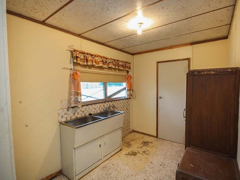 16 Mair Street, Wallaroo SA 5556