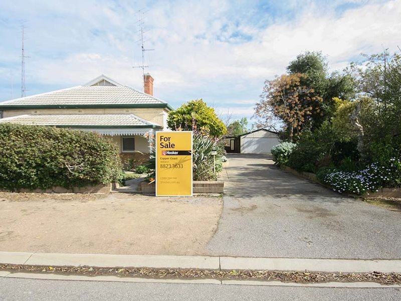 16 Mair Street, Wallaroo SA 5556