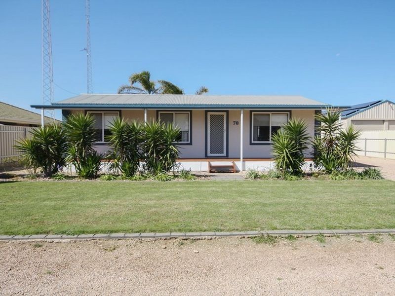 70 Clayton Drive, North Beach SA 5556