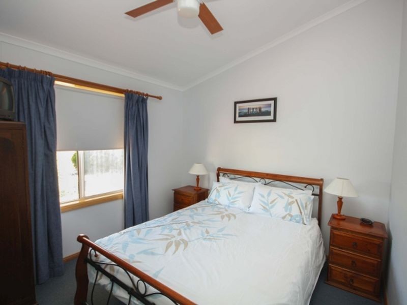 70 Clayton Drive, North Beach SA 5556