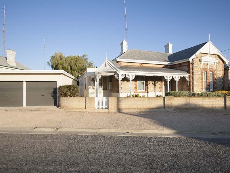 16 Lydia Terrace, Wallaroo SA 5556
