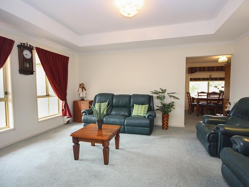 42 Woodforde Drive, North Beach SA 5556